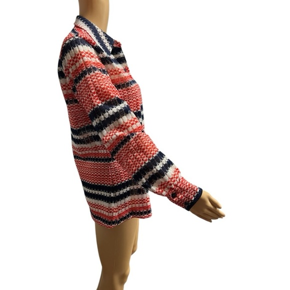 Vintage Patriotic Long Sleeve Button-Up Top
Size 14 - Picture 4 of 12